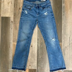Blanknyc kickflare distressed raw hem jeans size 26